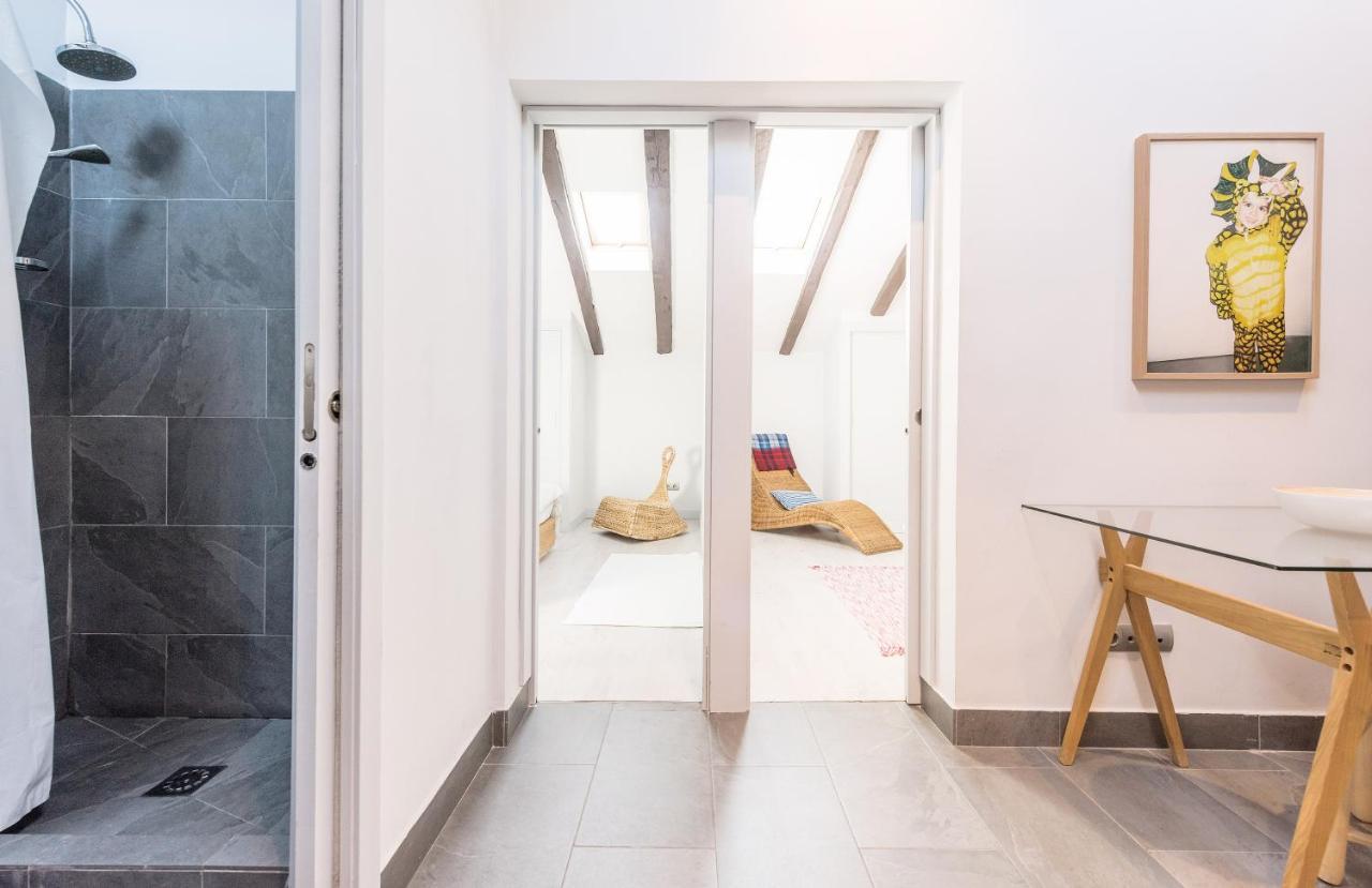 Bohemian 2Bedroom Attic In Lavapies Madrid Exteriör bild