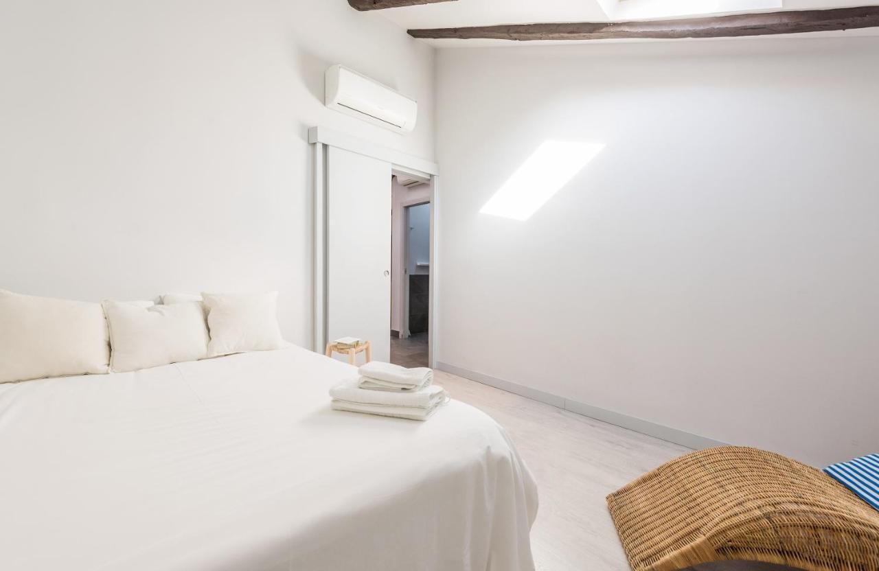 Bohemian 2Bedroom Attic In Lavapies Madrid Exteriör bild